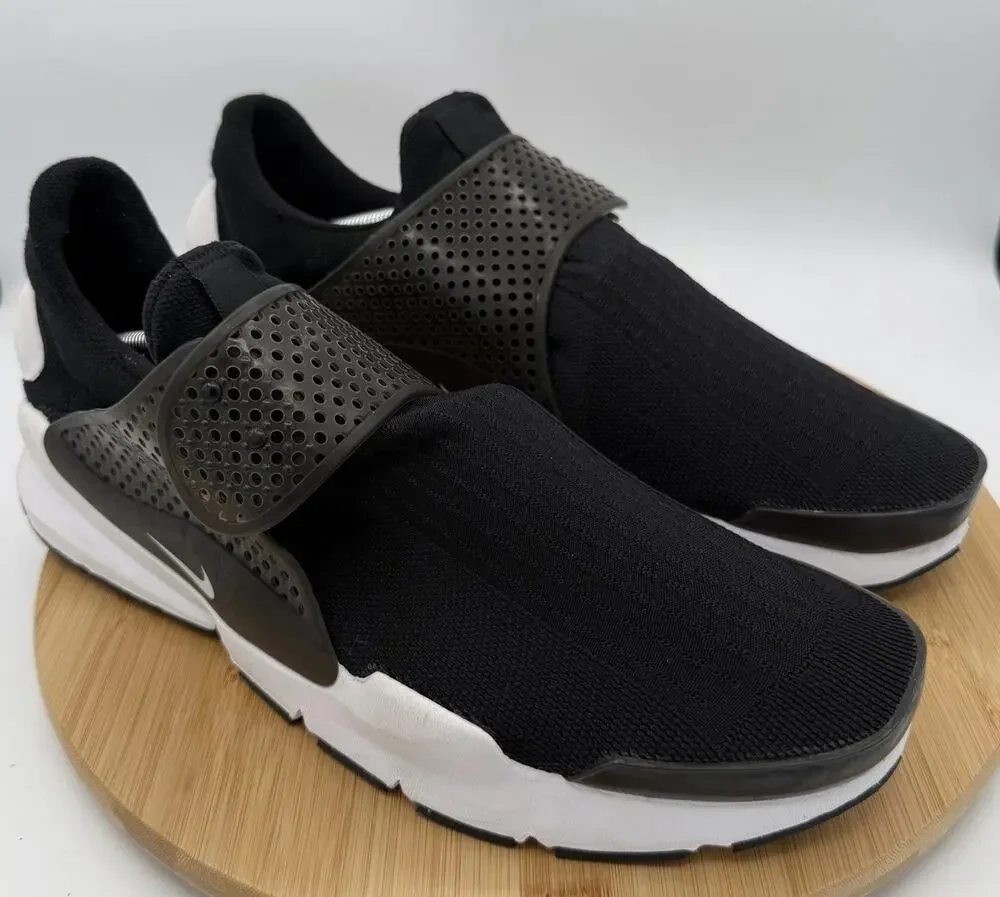 Nike Sock Dart Men’s Size 12 Running Sneakers Shoes Black White 819686-005